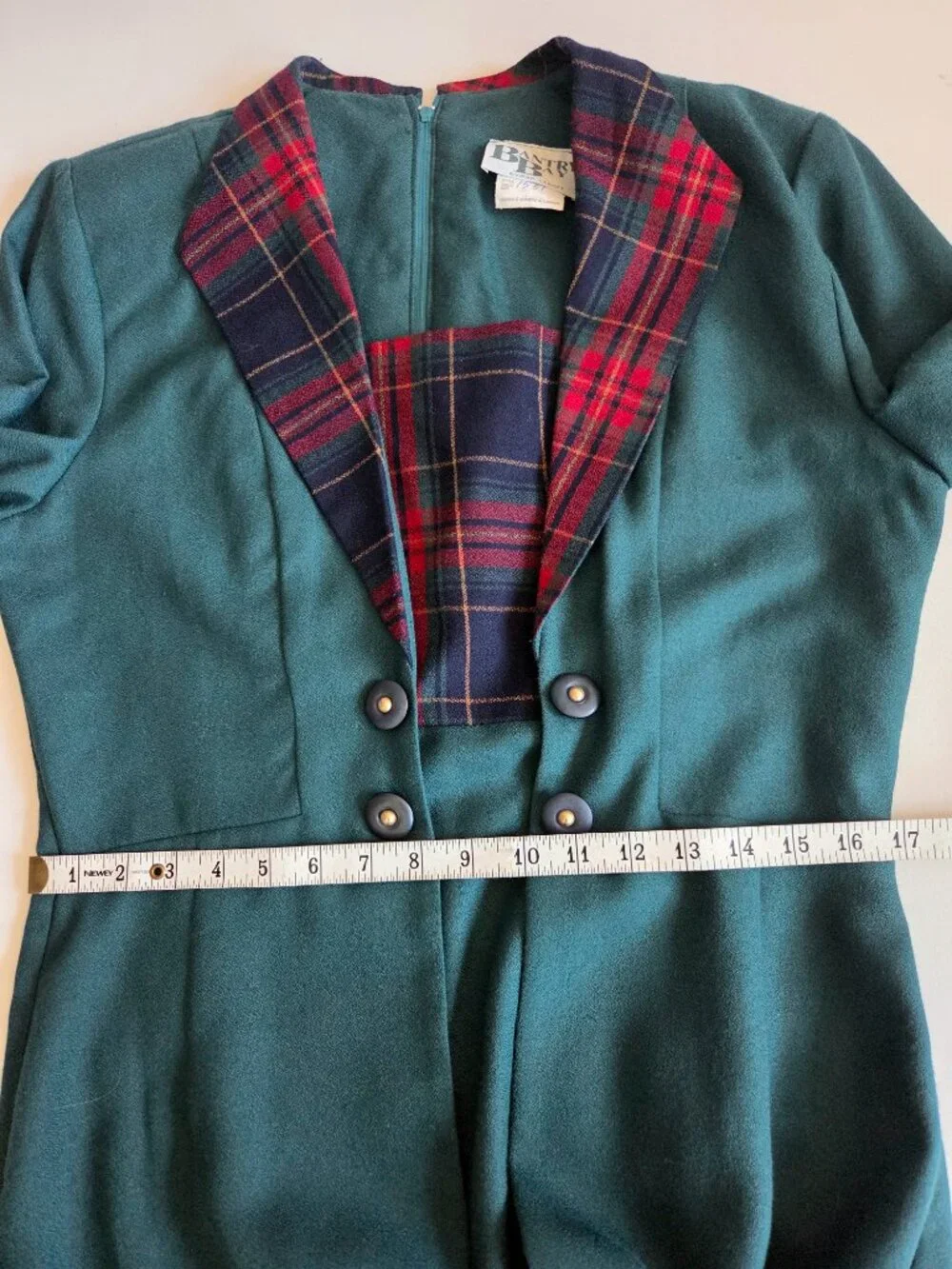 Vintage 1980s 1990s Bantry Bay layered green dress with plaid pattern details. - Picture 9 of 10